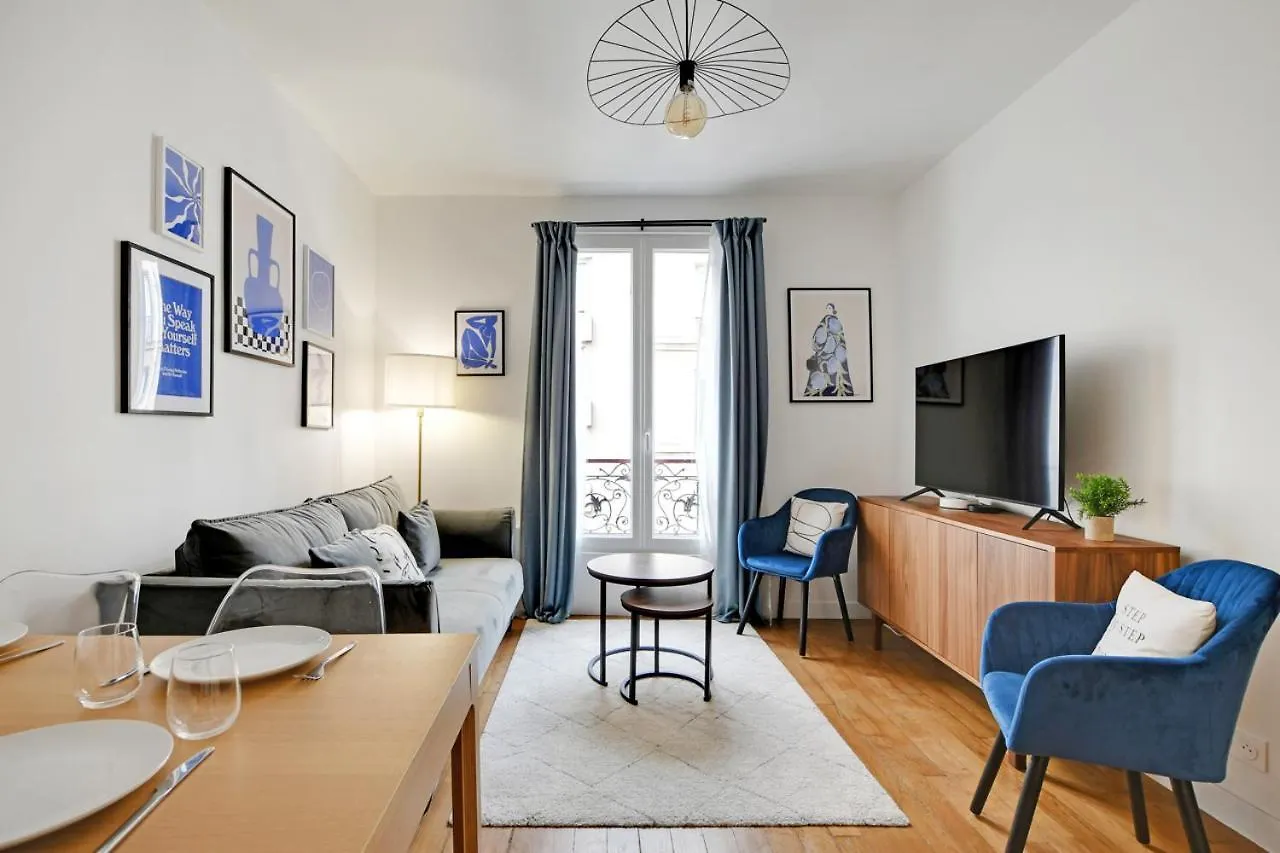 Apartment Spacieux -1bdr/4p -le Bas Montmartre *