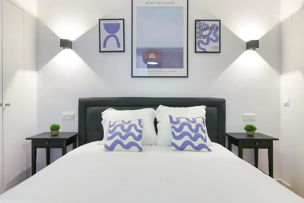 Spacieux -1bdr/4p -le Bas Montmartre Apartment